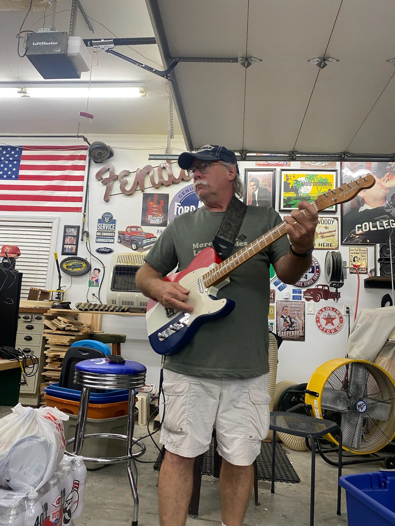 Dad’s Telecaster — photograph 1