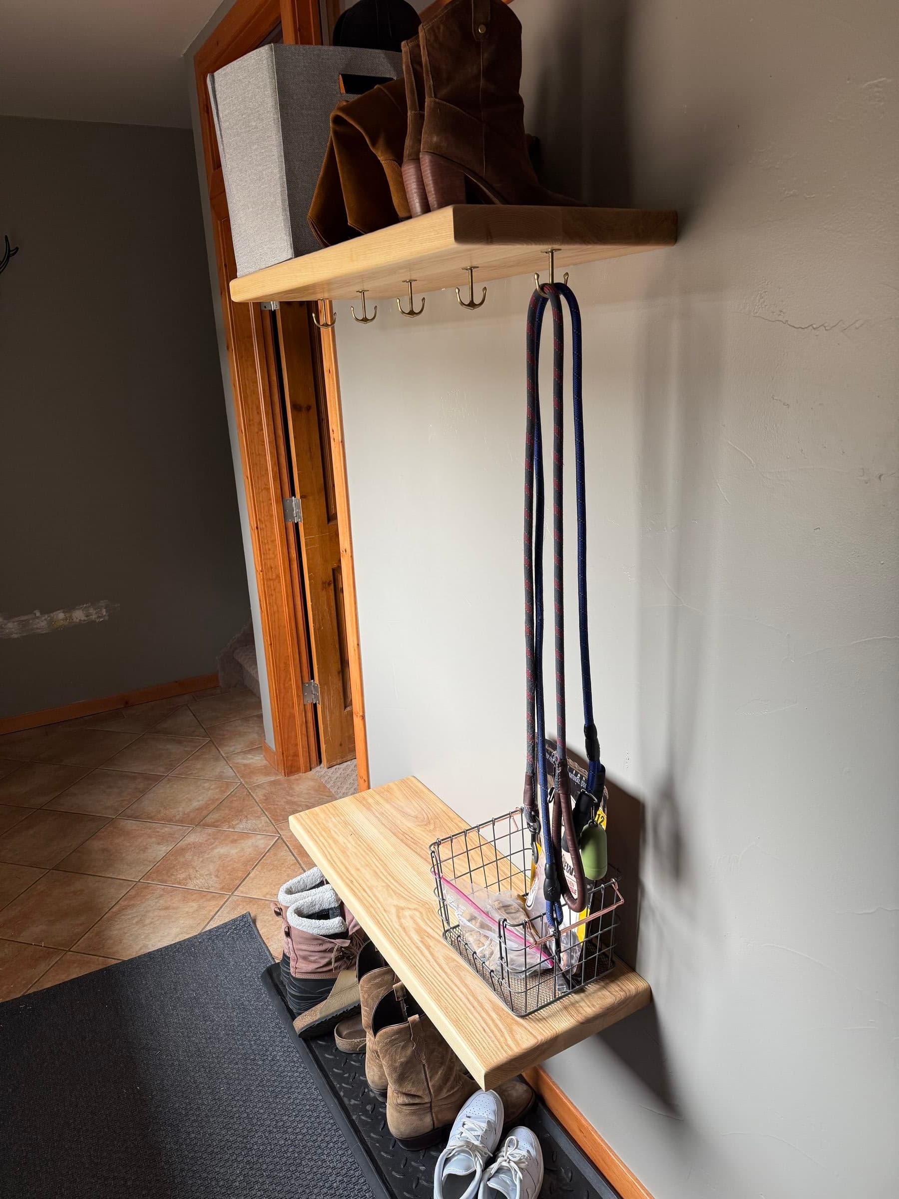Landes' Floating Shelves — photograph 11