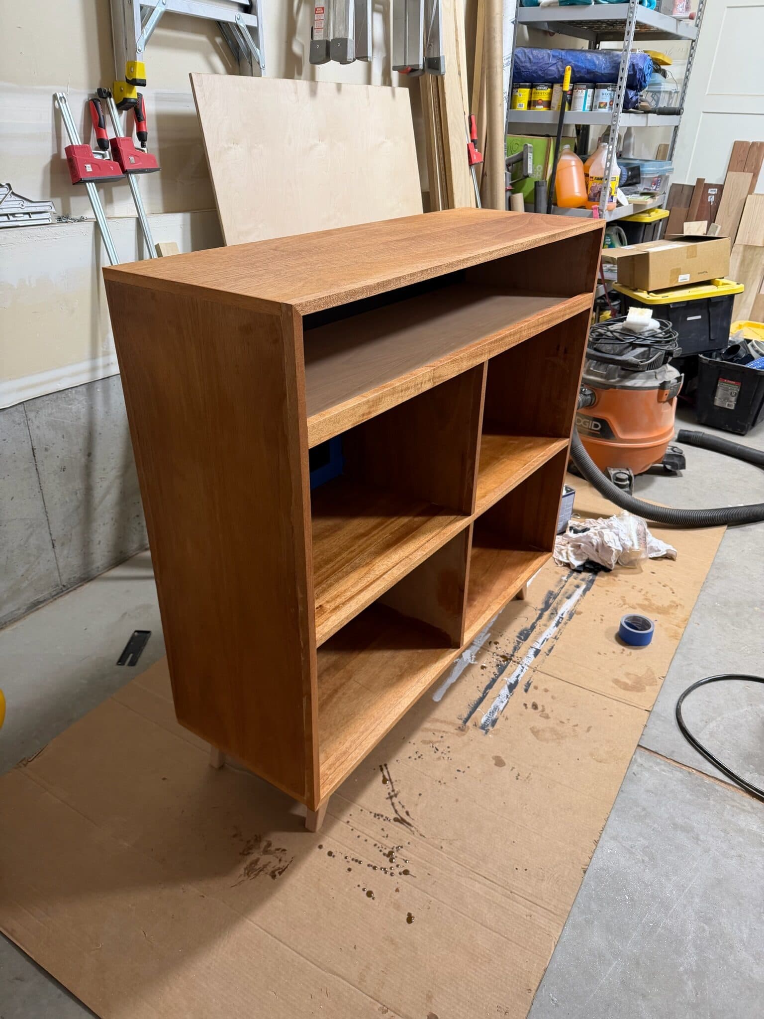 Mid Century Record Cabinet — photograph 17